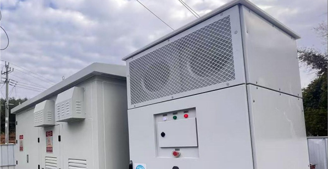 Grid-forming energy storage project for a power company's distribution lines